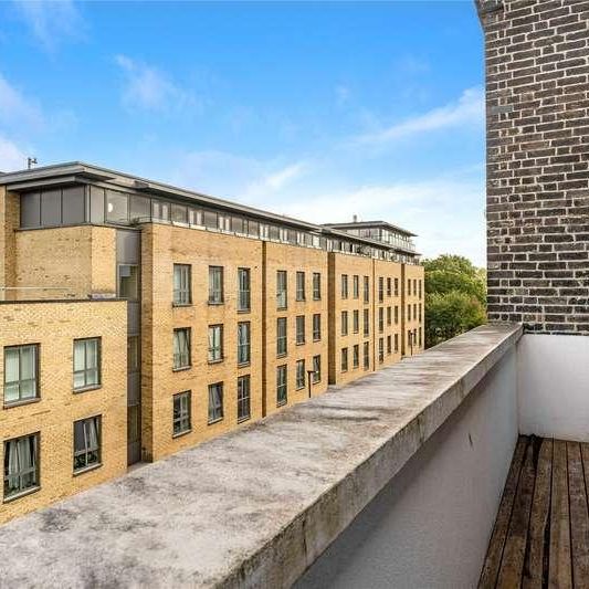 Gifford Street, Kings Cross, London, N1 - Photo 1