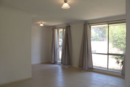 Freshly renovated. - Photo 2