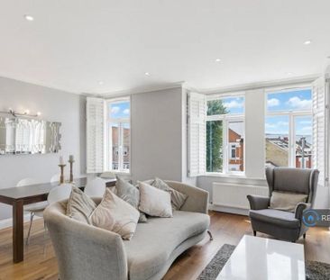 3 bedroom flat to rent - Photo 2