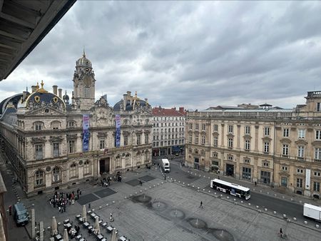 F3 - Place des Terreaux LYON 1 , Lyon - Photo 2