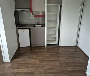 2 pièces - 27,32 m² - 7ème étage - Colocation non autorisée - Photo 4