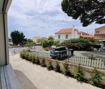 Monte Estoril - Av. Saboia. T1 remodelado e sem móveis. Perto da praia - Photo 4