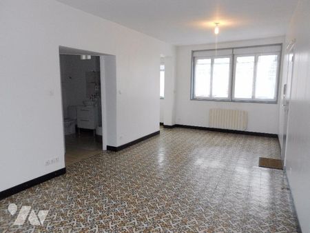 Un appartement à louer à LA GORGUE dans le nord (59253), au rez de chaussée un appartement réno... - Photo 3