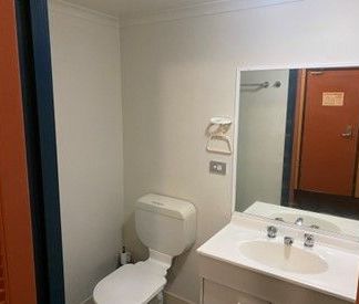 FULLY FURNISHED STUDIO - Photo 4