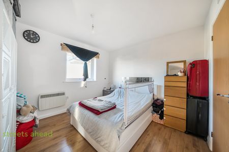 Manning Gardens, Croydon, CR0 - Photo 3