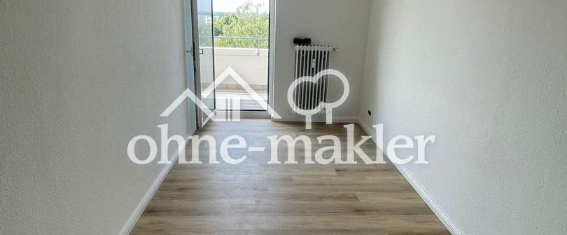 Freie Zimmer in 4er WG in einer 4 1/2 Zimmer Wohnung im 6. Stock - Photo 1