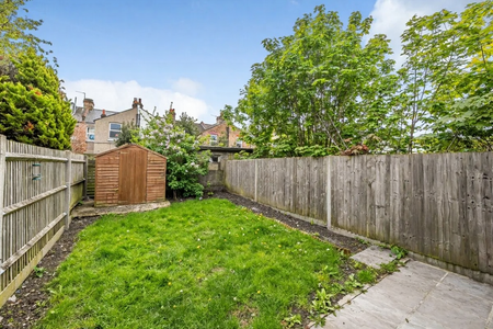 5 bedroom terraced house to rent - Photo 2