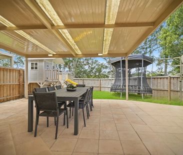 Modern Family Haven in a Peaceful Cul-de-Sac - Photo 6