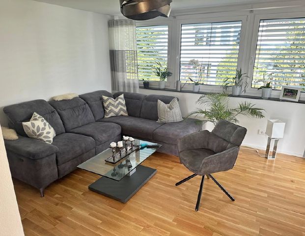 3,5-ZIMMER-PENTHOUSEWOHNUNG MIT AUSSICHT IN RAVENSBURG-SÜD - Foto 1