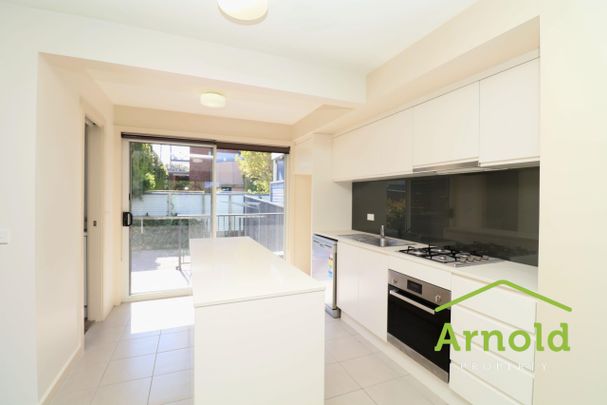 ADAMSTOWN MODERN 2 BEDROOMS - Photo 1