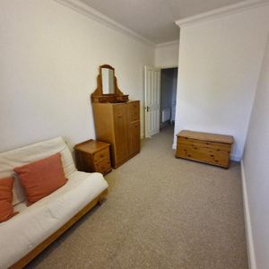 Room in a Shared House, Strathearn Drive, BS10 - Photo 2