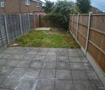 2 bedroom property to rent in Southend On Sea - Photo 3