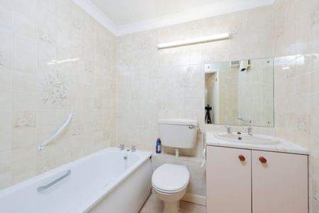 Cassio Road - Photo 2