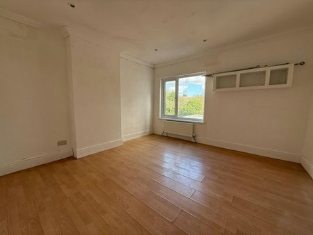 Detached house to rent on - Photo 5