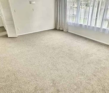 Freshly Renovated 3-Bedroom Home - Don't miss out! - Photo 3