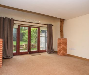 3 bedroom property to rent - Photo 1