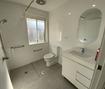 Fully renovated family home - Photo 1