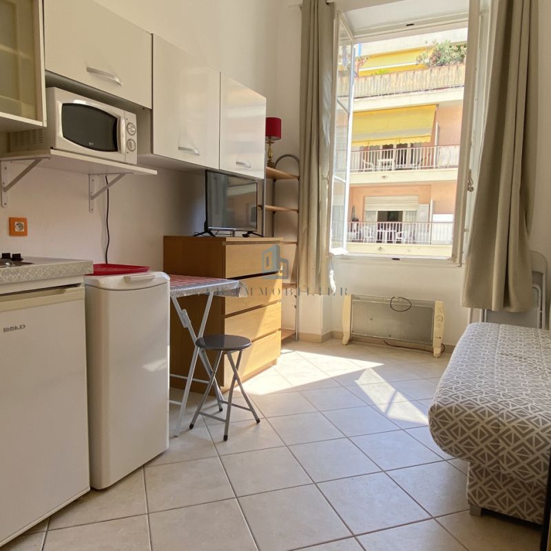 LOCATION ETUDIANT - MENTON PLEIN CENTRE - STUDETTE MEUBLEE - Photo 1