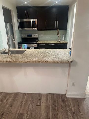 For Lease - 265 Enfield Place Unit# 409, Mississauga, Ontario - Photo 3