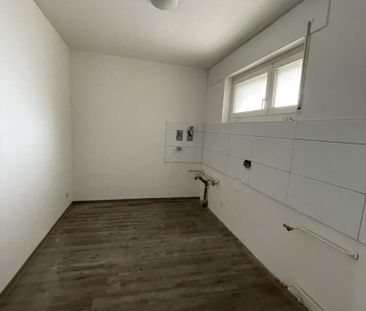 Großzügige 3-Zimmer-Wohnung mit Terrasse in Offenbach-Bieber! - Photo 1