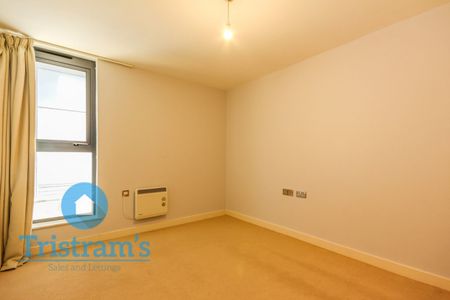 1 bed Apartment for Rent - Photo 4