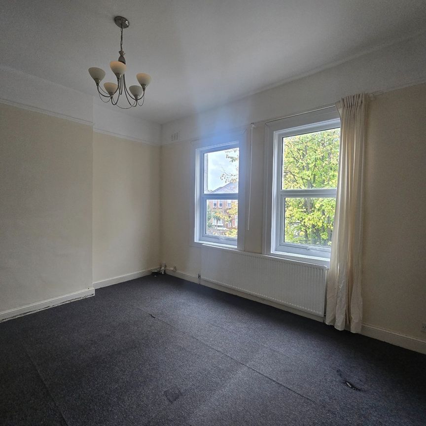 1 Bed Flat, Brownhill Road, SE6 - Photo 1