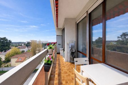 Appartement T2 Bron à louer - Photo 3