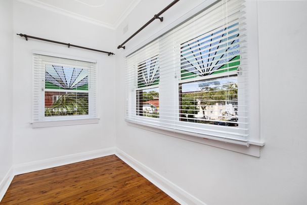 Beautifully Presented Apartment in Popular North Bondi - Photo 1