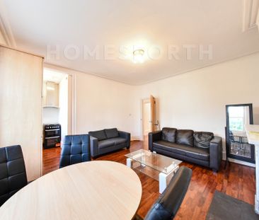 2 Bedroom Flat - Photo 2
