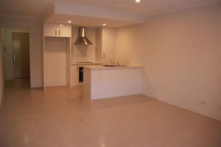 Modern & Secure! - Photo 2