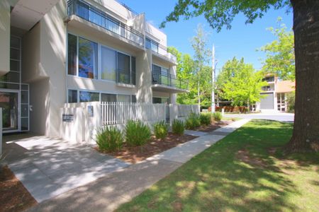 15/31 Howitt Street, Kingston ACT 2604 - Apartment For Rent | Domain - Photo 2