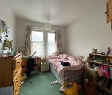 6 bedroom terraced house to rent - Photo 3