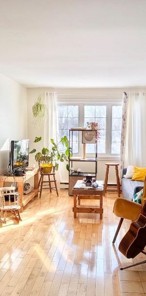 Superbe maison à louer à Brossard-disponible 1 juillet - Photo 1