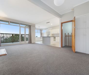 Your New Home in Hillsborough Awaits - Photo 1