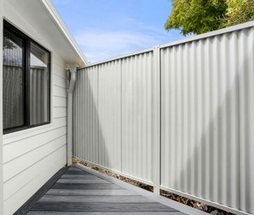 Available NOW -Stylish & Modern Unit with FREE Internet! - Photo 3