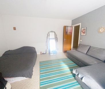 Ruime bel-etagewoning met 3 slaapkamers. - Foto 1