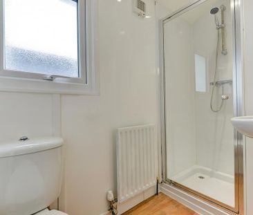 6 bedroom house to rent - Photo 1