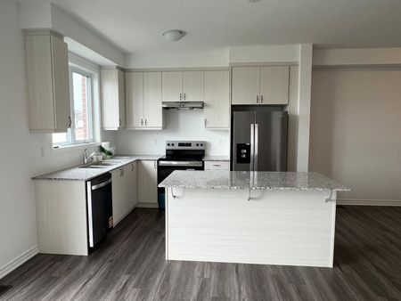 For Lease - 349 millstone Street, Kitchener, Ontario - Photo 4