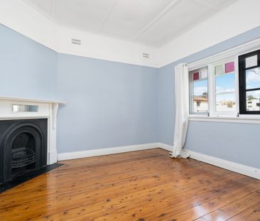 A Little Beauty with a Big Entertainer's Heart - Photo 5