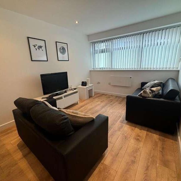 Blantyre Street, Manchester, M15 - Photo 1