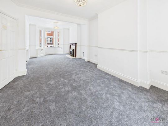 3 bedroom end of terrace house to rent - Photo 1