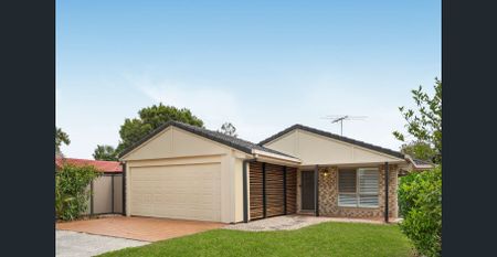 Luxury Family Home in the Central Location! - Photo 4