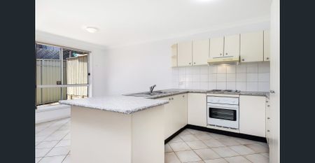 IMMACULATE THREE BEDROOM VILLA - Photo 5