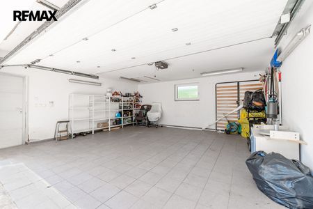 Pronájem domu 280 m² s pozemkem 764 m² - Photo 2