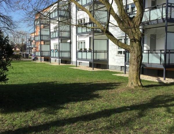 Neue Wohnung, neues Glück! Tolle 2-Zimmer-Erdgeschoß-Wohnung mit Balkon - Photo 1