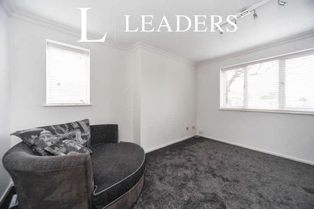 Milton Way Houghton Regis, LU5 - Photo 4