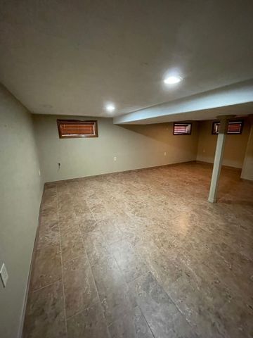 For Lease - 22 Bevan Court, Hamilton, Ontario - Photo 5