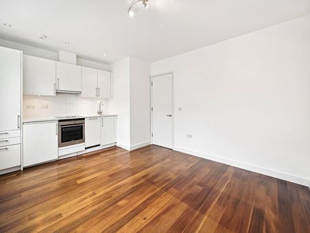 Berwick Street, London, W1F - Photo 2