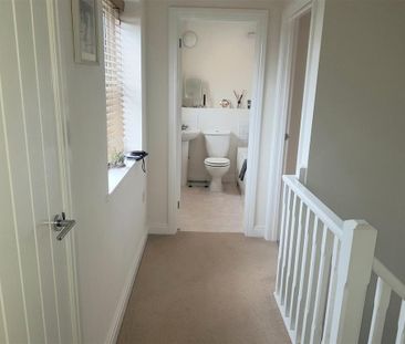 2 bedroom terraced house to rent - Photo 2