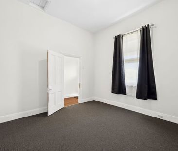 81 Argyle Street, Fawkner. - Photo 6